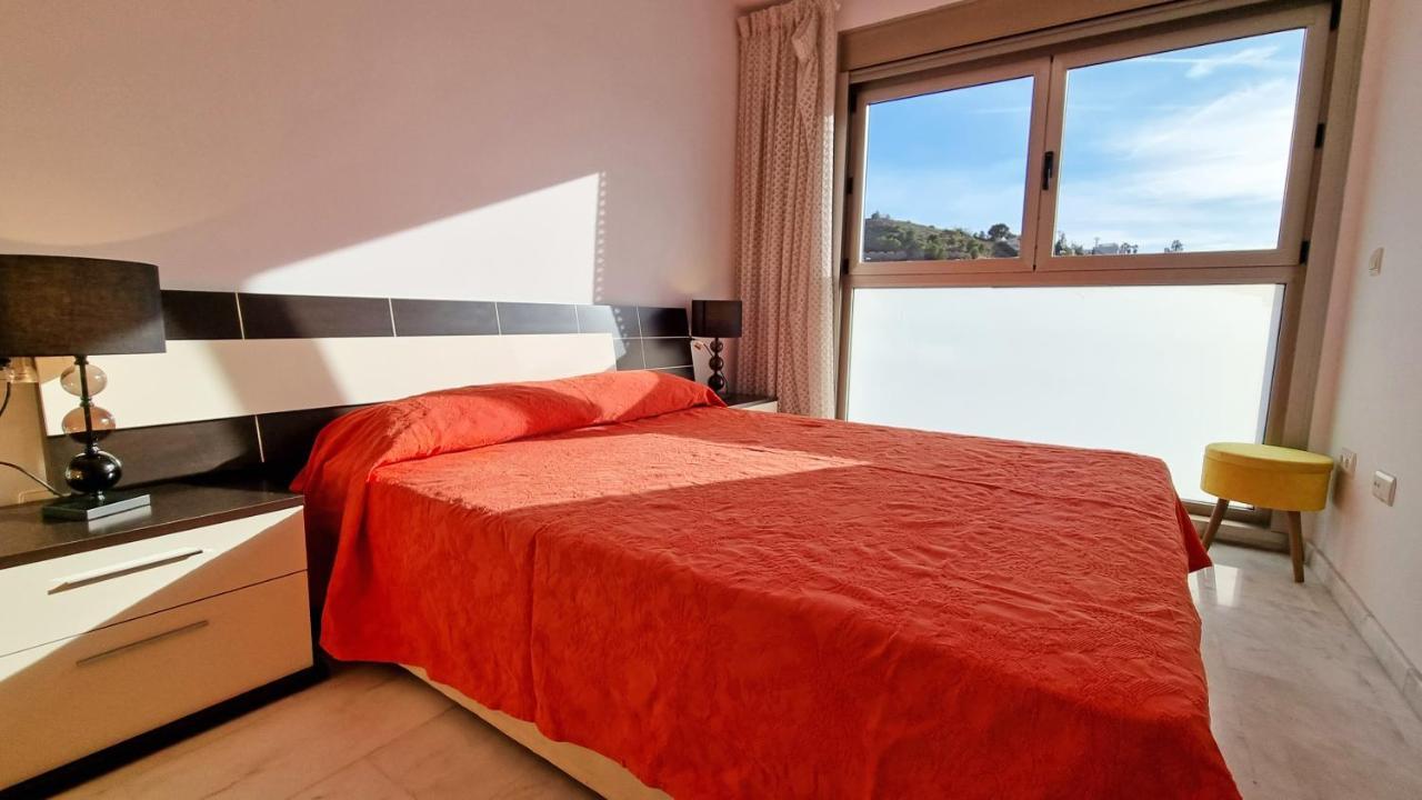 Skyline 14 Large And Sunny All-Day Balcony With Stunning Sea Views 베니돔 외부 사진