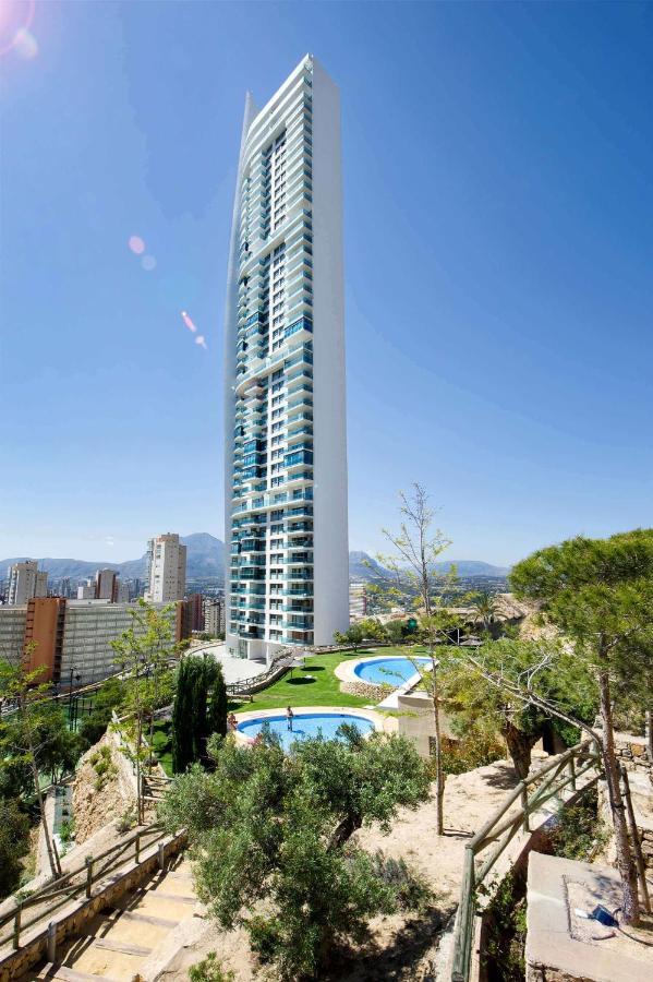Skyline 14 Large And Sunny All-Day Balcony With Stunning Sea Views 베니돔 외부 사진