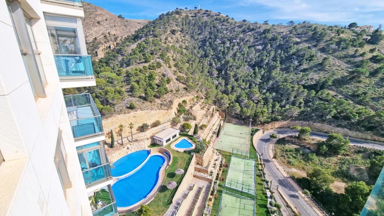 Skyline 14 Large And Sunny All-Day Balcony With Stunning Sea Views 베니돔 외부 사진